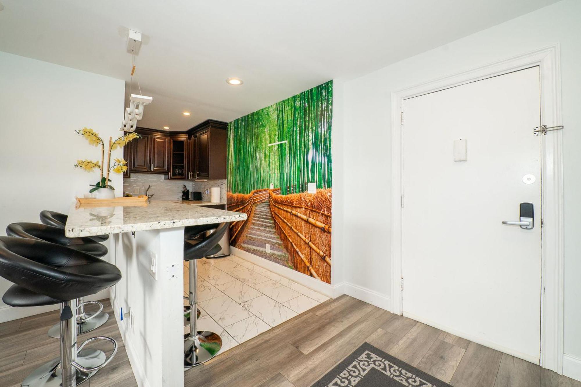 亚特兰大Just Renovated 3 Br/2Bath/ Parking+ Downtown View公寓 外观 照片
